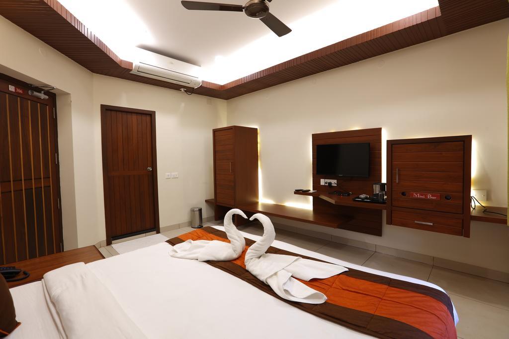 Hotel Raj Residency Puducherry Exterior foto